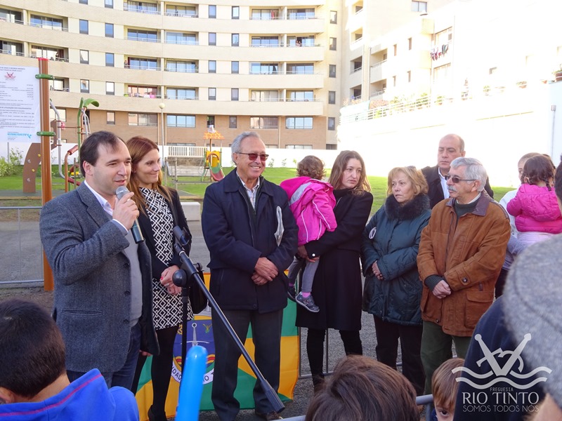 2015 11 28 Inauguração do parque infantil 124