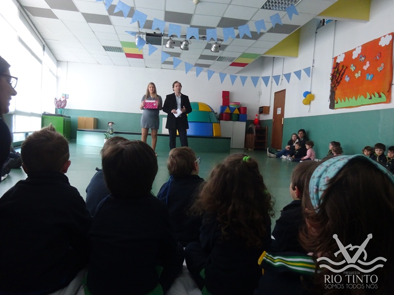 2019 03 21 Entrega no Infantário A Fisga 2 cópia