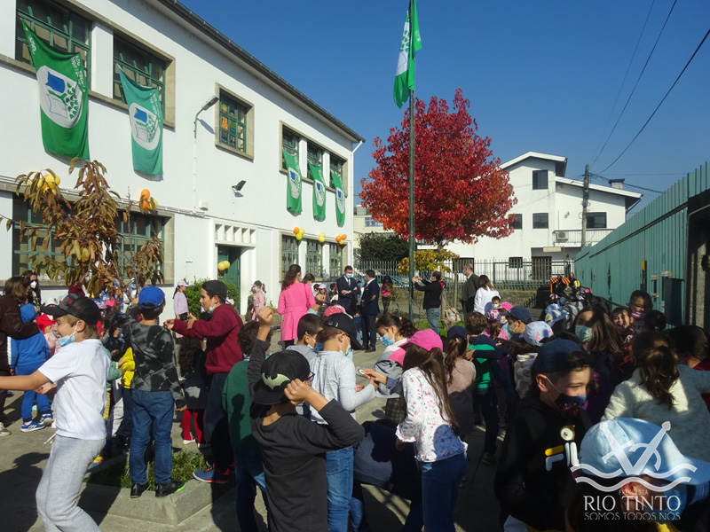 2021 11 11 Hastear de Bandeiras Verdes nas Escolas AEIDM 156