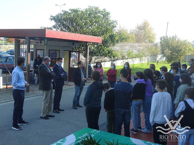 2021 11 11 Hastear de Bandeiras Verdes nas Escolas AEIDM 265